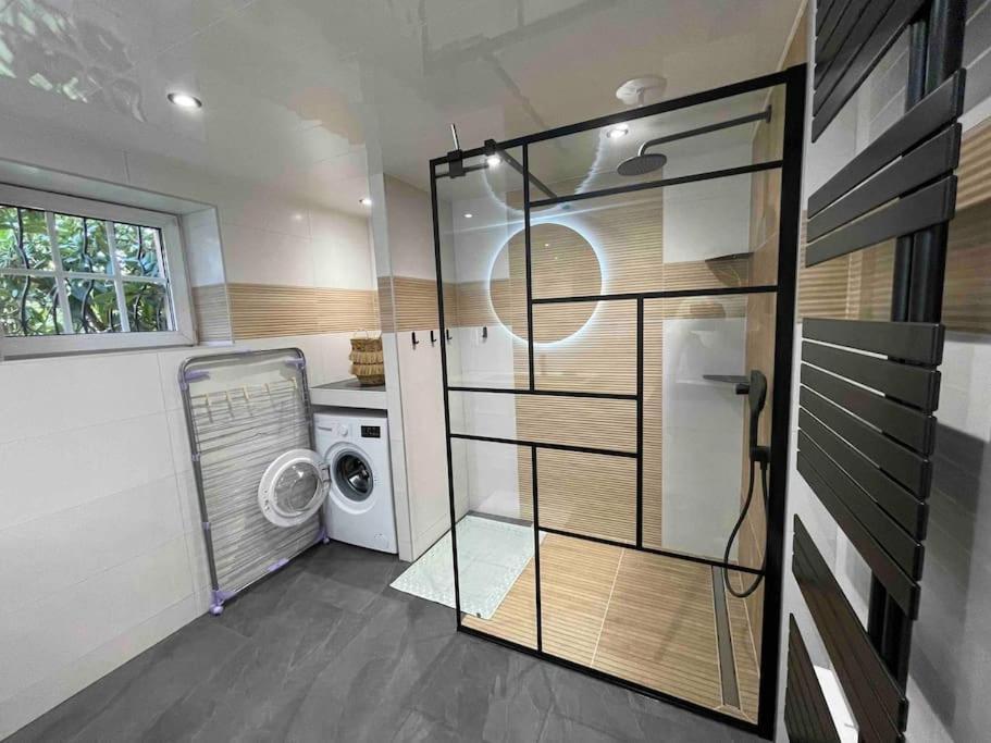 Gite Cosy Pour 2 A 4 Personnes, Village Proche Mulhouse Burnhaupt-le-Bas Bagian luar foto